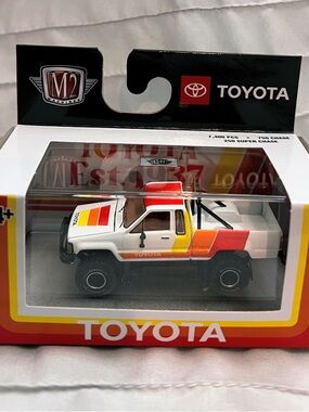 M2 Machines- 1985 Toyota Tacoma Truck 4WD- WMTS22- 2026 Castline